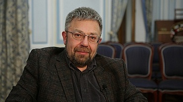 Максим Амелин: "Нет предубеждения против русской литературы"