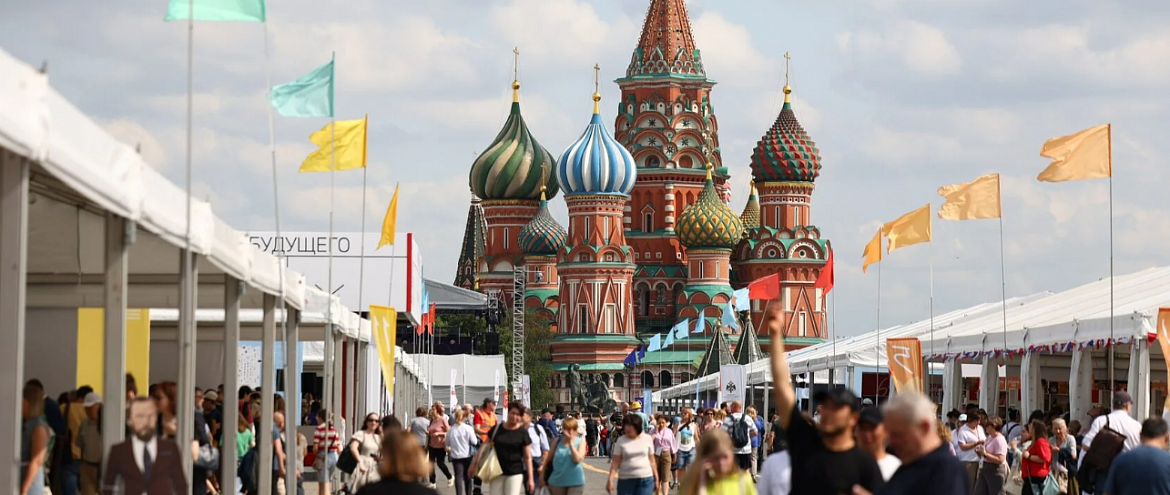 Русский ПЕН-центр на Красной площади Русский ПЕН-центр на Красной площади