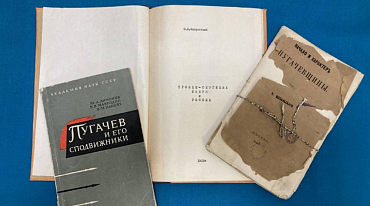 В музей Шукшина поступили книги из личной библиотеки писателя