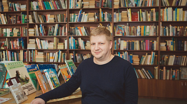 Олег Антонов и книга Адель Фабера, Элейна Мазлиша «Как говорить, чтобы дети слушали, и как слушать, чтобы дети говорили»
