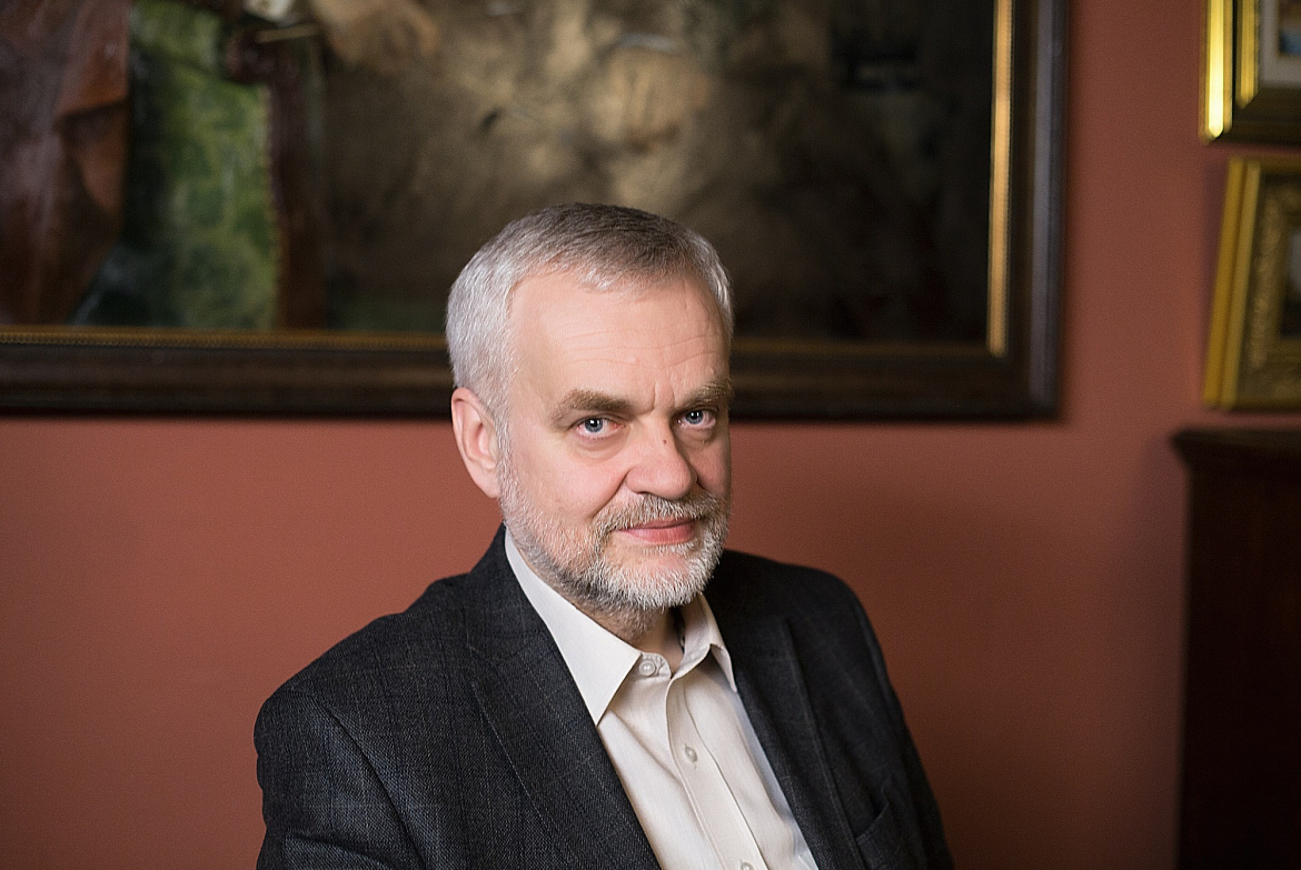 Алексей Варламов: «СЕГОДНЯ ПИСАТЕЛИ – ЕДИНОЛИЧНИКИ» Алексей Варламов: «СЕГОДНЯ ПИСАТЕЛИ – ЕДИНОЛИЧНИКИ»