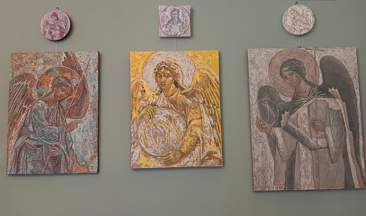 В Доме Лосева открылась выставка современного христианского искусства 
