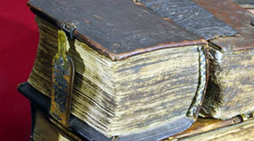 В Новосибирске нашли книгу, изданную в 1570 году