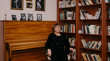 Алла Борисова и книга Борисова О.И. "Отзвучья земного"