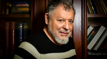 Игорь Волгин: "ПОЭЗИЯ НЕ ПРОЩАЕТ ИЗМЕН".