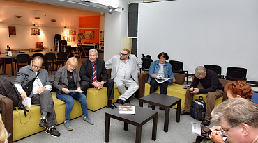 На встрече ДООС представили последнюю книгу Константина Кедрова