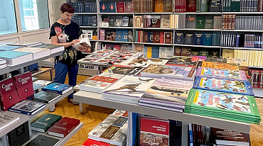 Издательство «Наука» возобновило работу книжных магазинов 